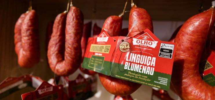 Linguiça Blumenau preservada: Santa Catarina revoga necessidade de mudança na receita