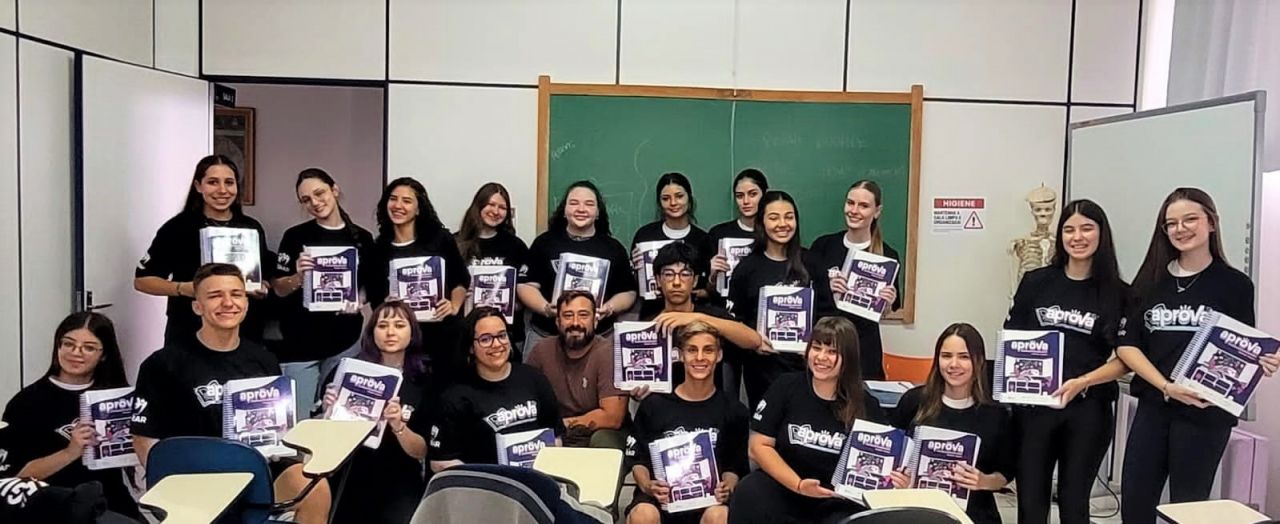 Inscrições abertas, em Guarapuava,  para intensivo gratuito que  prepara estudantes da rede pública para o Enem e vestibulares
