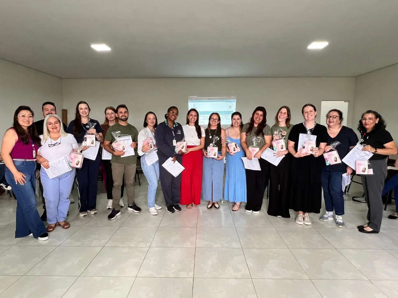 Secretaria de Saúde recebe 16 aparelhos para reforçar manejo clínico da dengue em Guarapuava