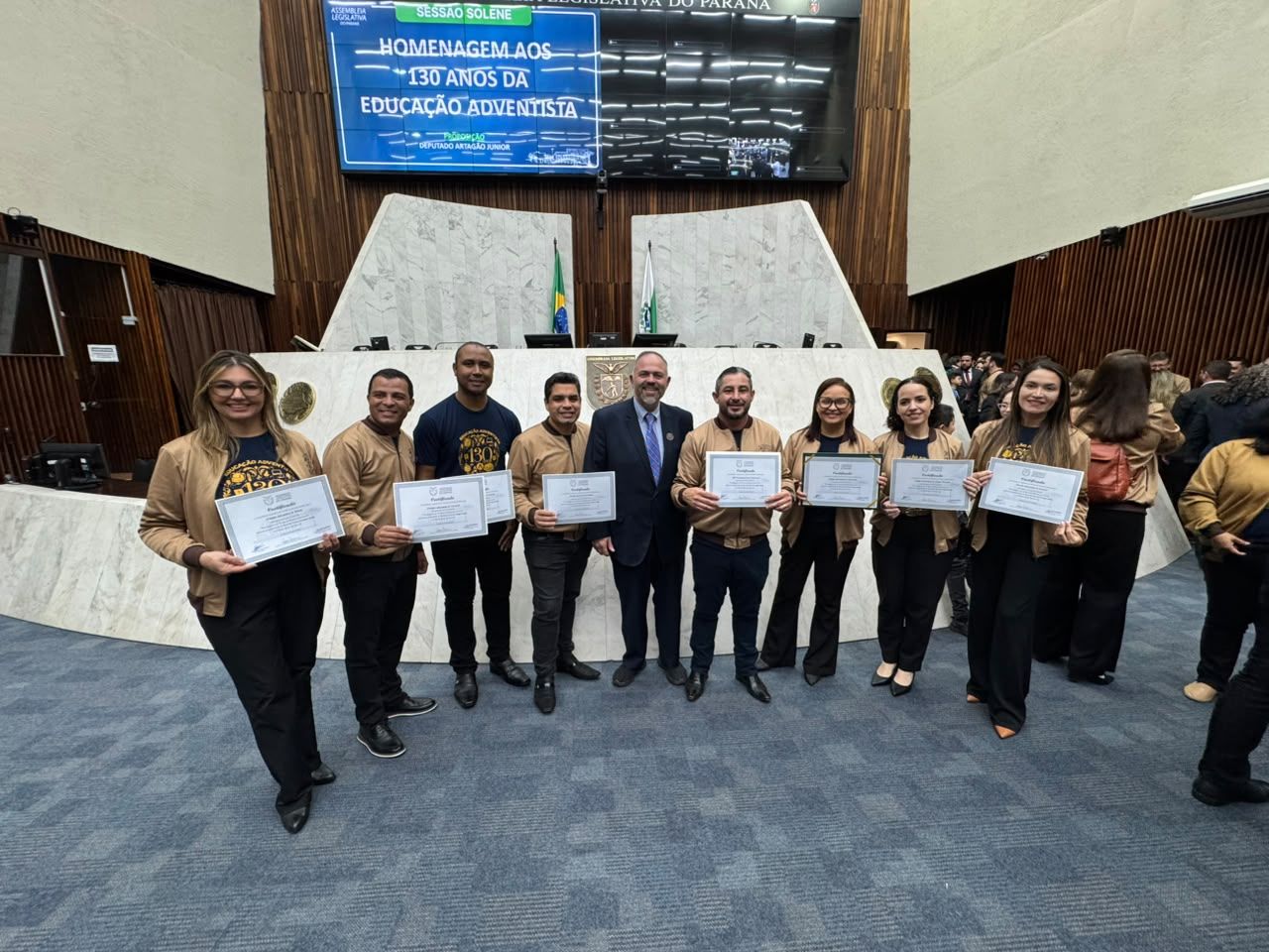 Artagão Júnior celebra os 130 anos da Educação Adventista em sessão solene na Assembleia Legislativa do Paraná