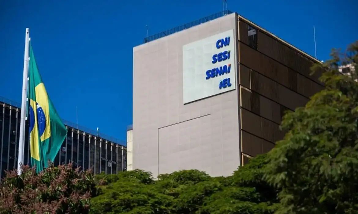 Indústria brasileira reage a tarifa dos EUA e alerta para risco de empregos, exportações e investimentos