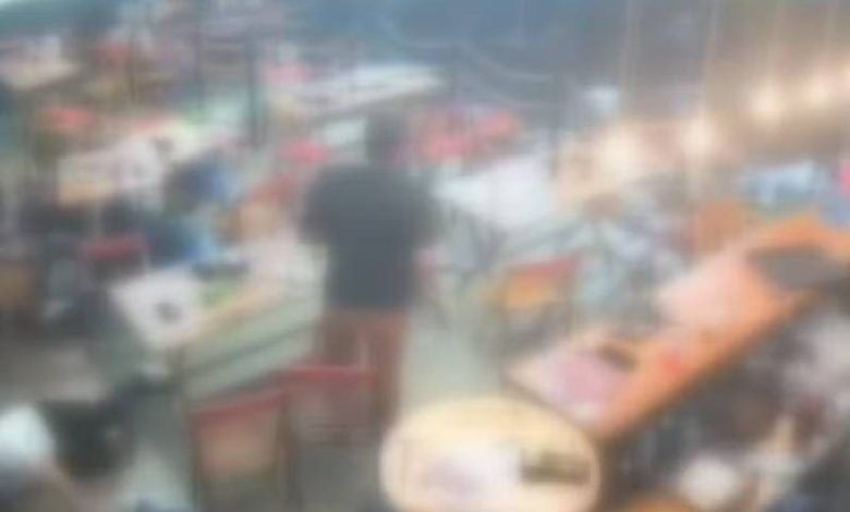 Ataque em conveniência deixa três mortos e quatro feridos em Campo Mourão; adolescente de 16 anos é apontado como autor