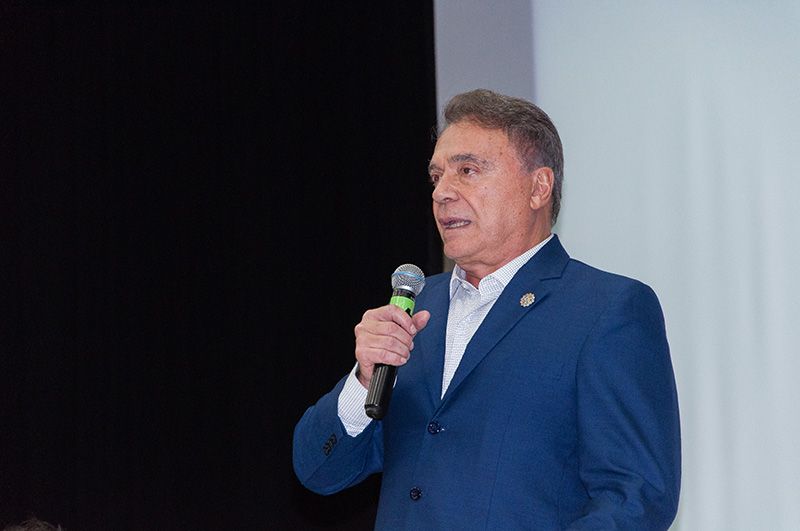 MDB confirma Alvaro Dias como candidato ao Senado pelo Paraná em 2026