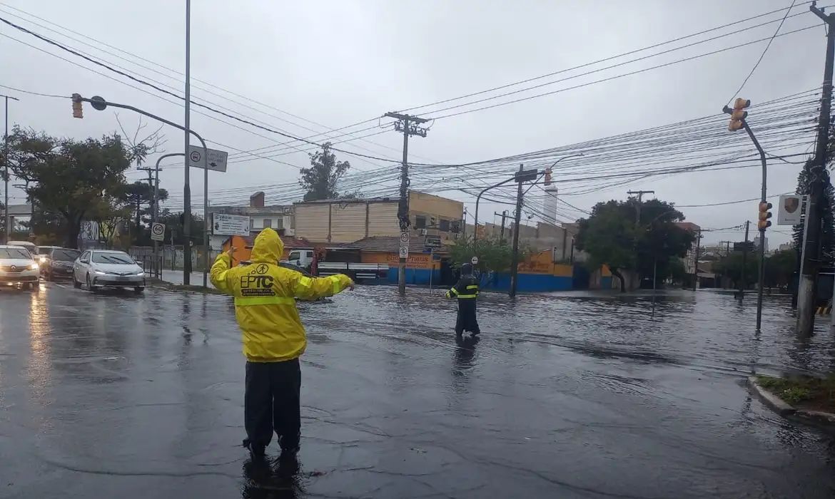 Tempestades voltam a atingir o Rio Grande do Sul a partir desta quinta-feira com risco de granizo, vendavais e alagamentos