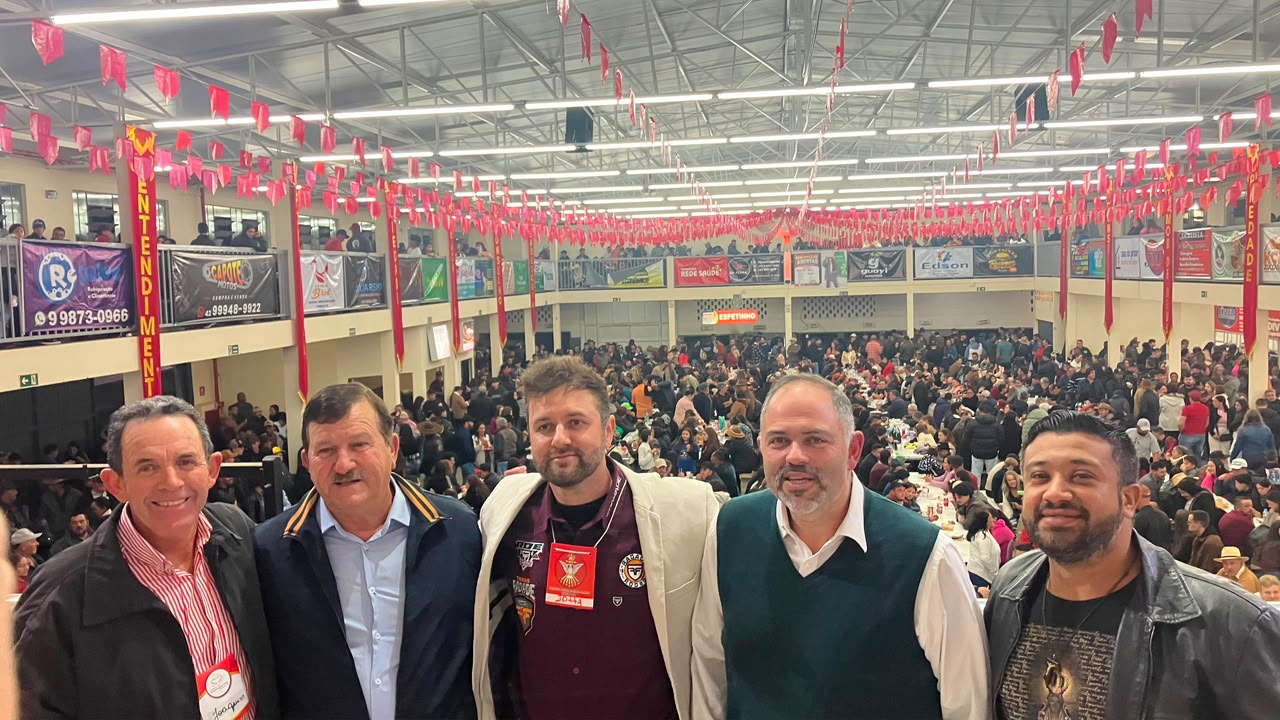 Artagão Júnior participa da 73ª Festa do Divino em Pinhão
