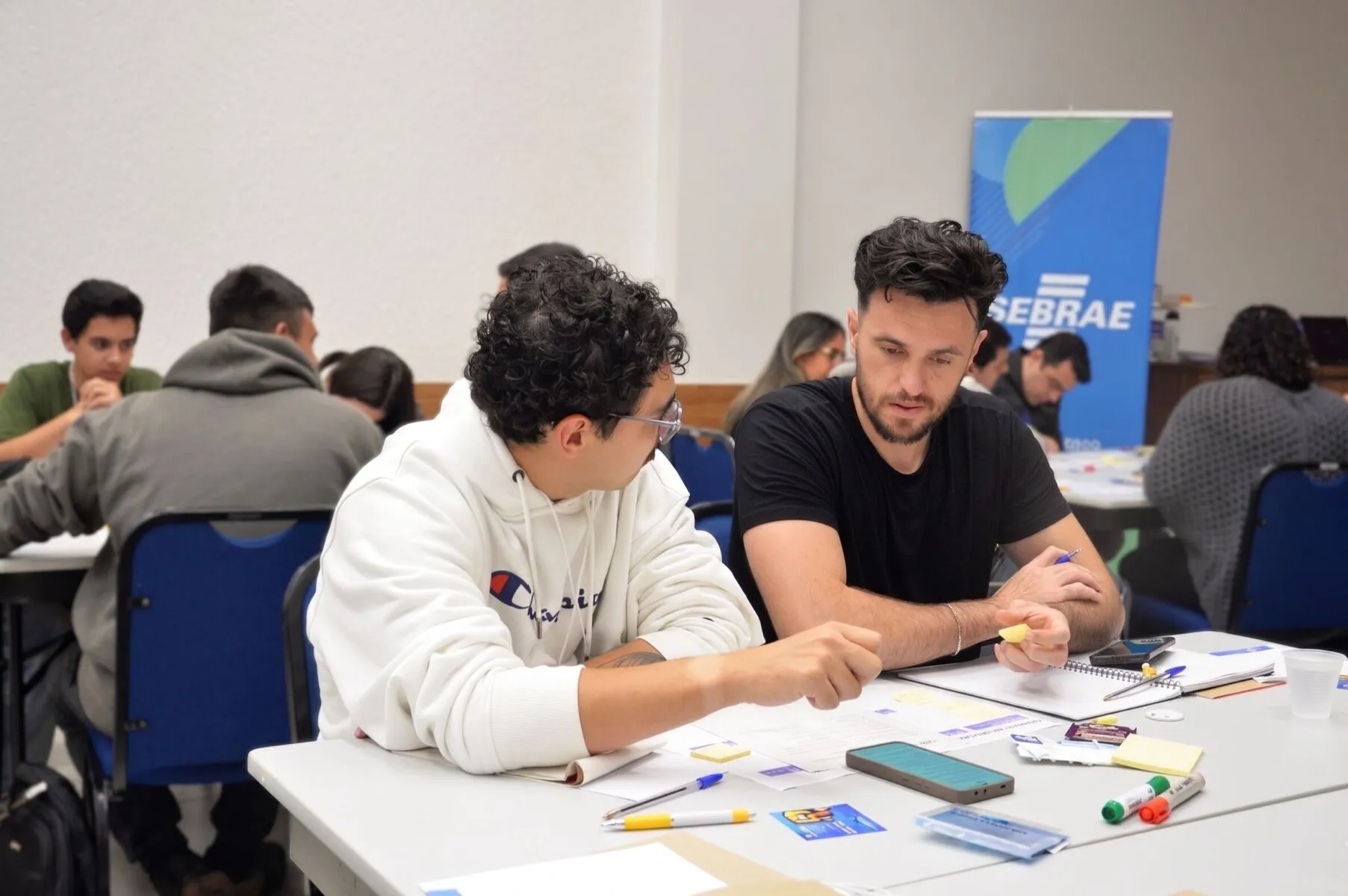 Com 41 equipes, Conecta & Transforma inicia jornada aberta de inovação inédita na região Centro-Sul